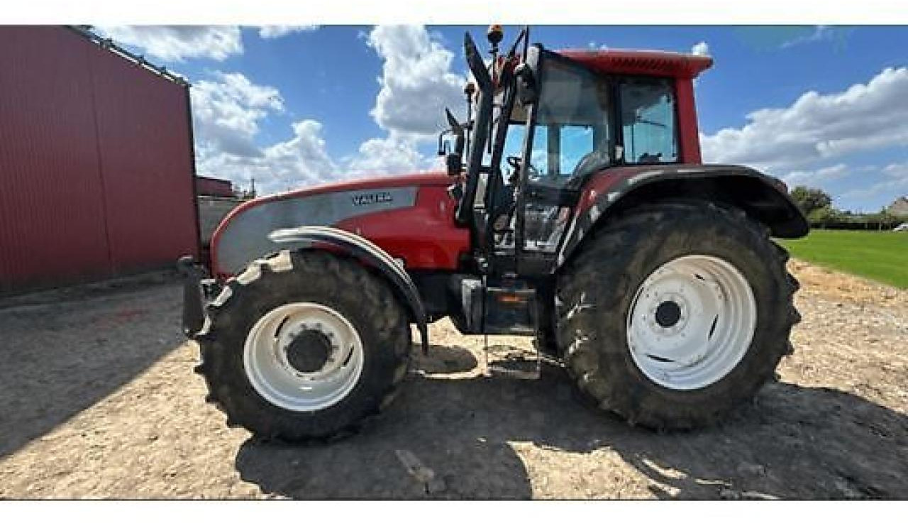 Valtra t160 - Traktor: slika Valtra t160 - Traktor Valtra t160 - Traktor: slika Valtra t160 - Traktor