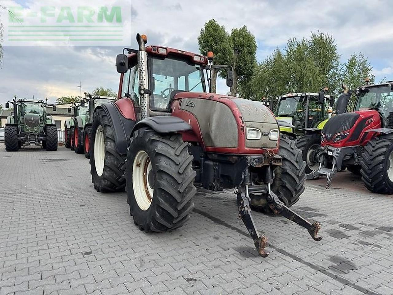 Valtra t160 hitech - Traktor: slika Valtra t160 hitech - Traktor Valtra t160 hitech - Traktor: slika Valtra t160 hitech - Traktor