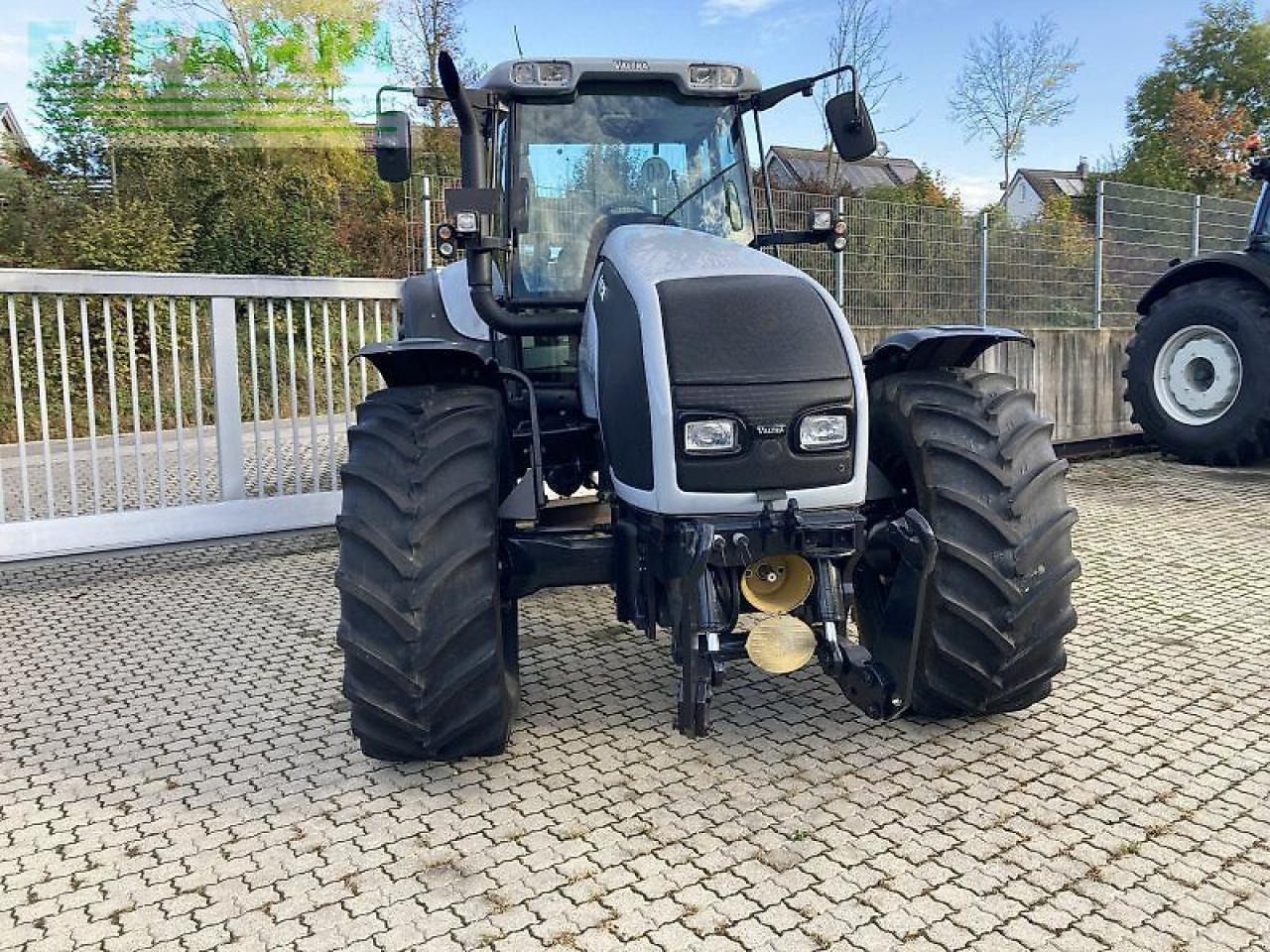 Valtra t170 - Traktor: slika Valtra t170 - Traktor Valtra t170 - Traktor: slika Valtra t170 - Traktor