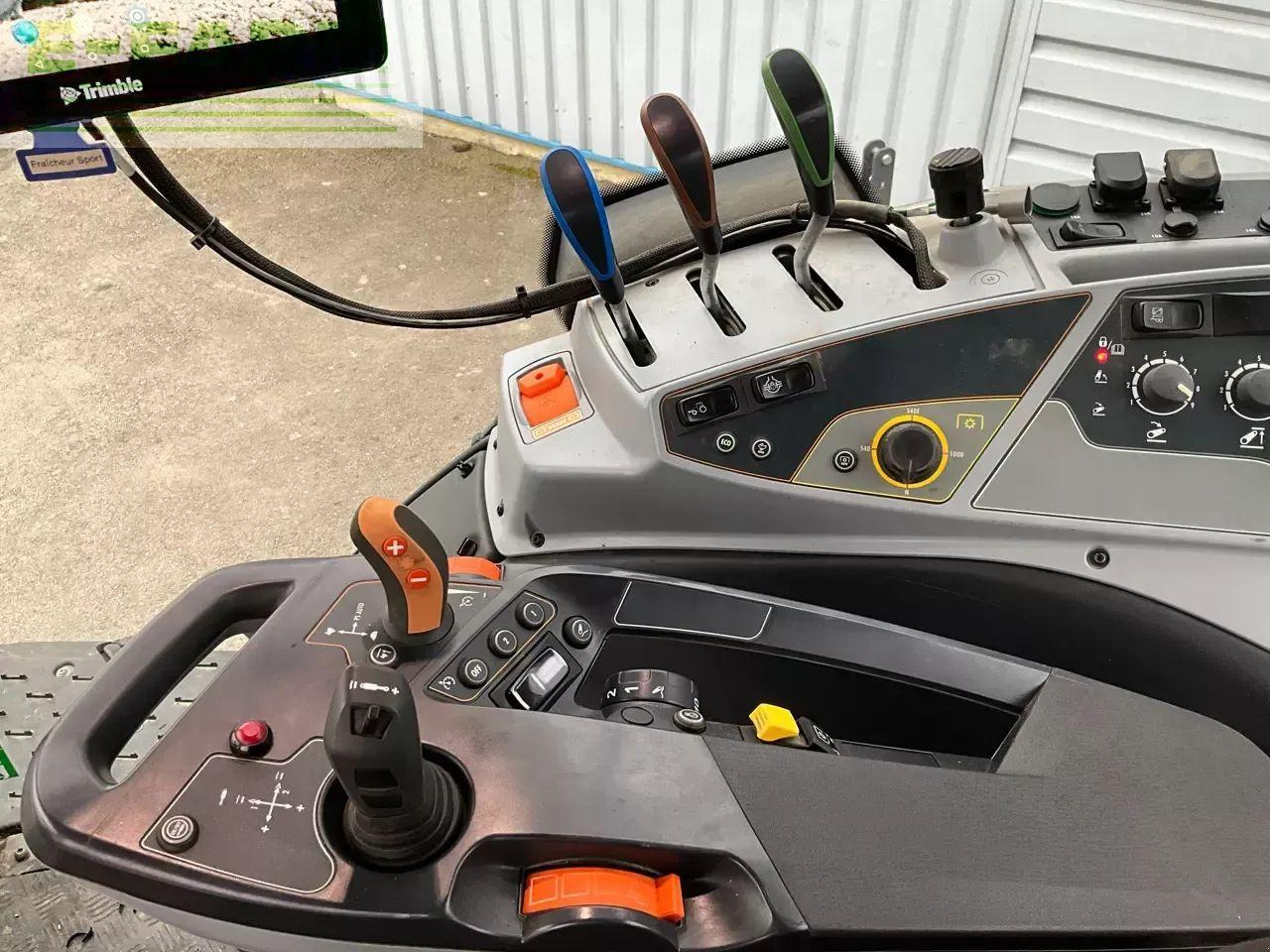 Valtra t174ea - Traktor: slika Valtra t174ea - Traktor Valtra t174ea - Traktor: slika Valtra t174ea - Traktor