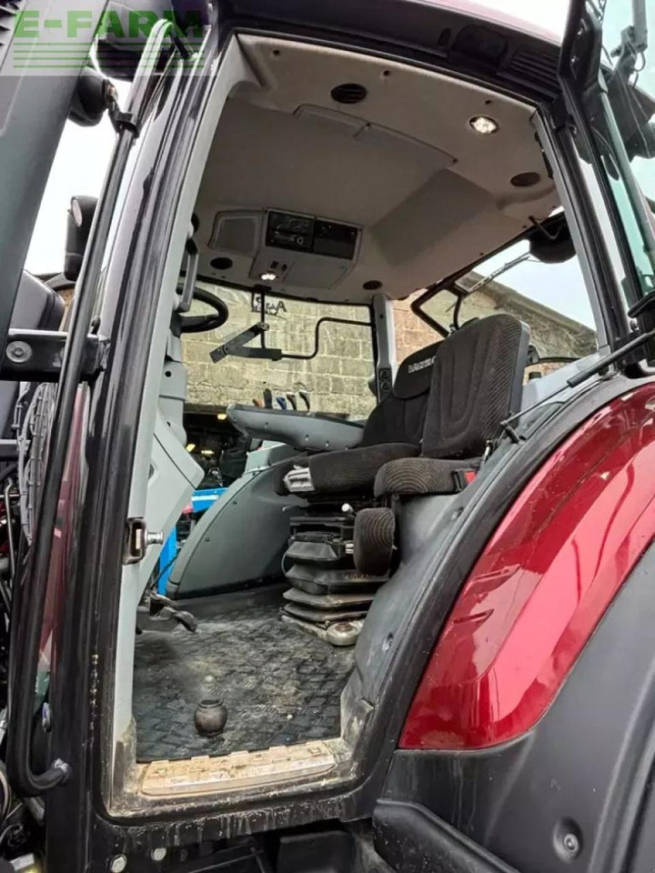 Valtra t174ea - Traktor: slika Valtra t174ea - Traktor Valtra t174ea - Traktor: slika Valtra t174ea - Traktor