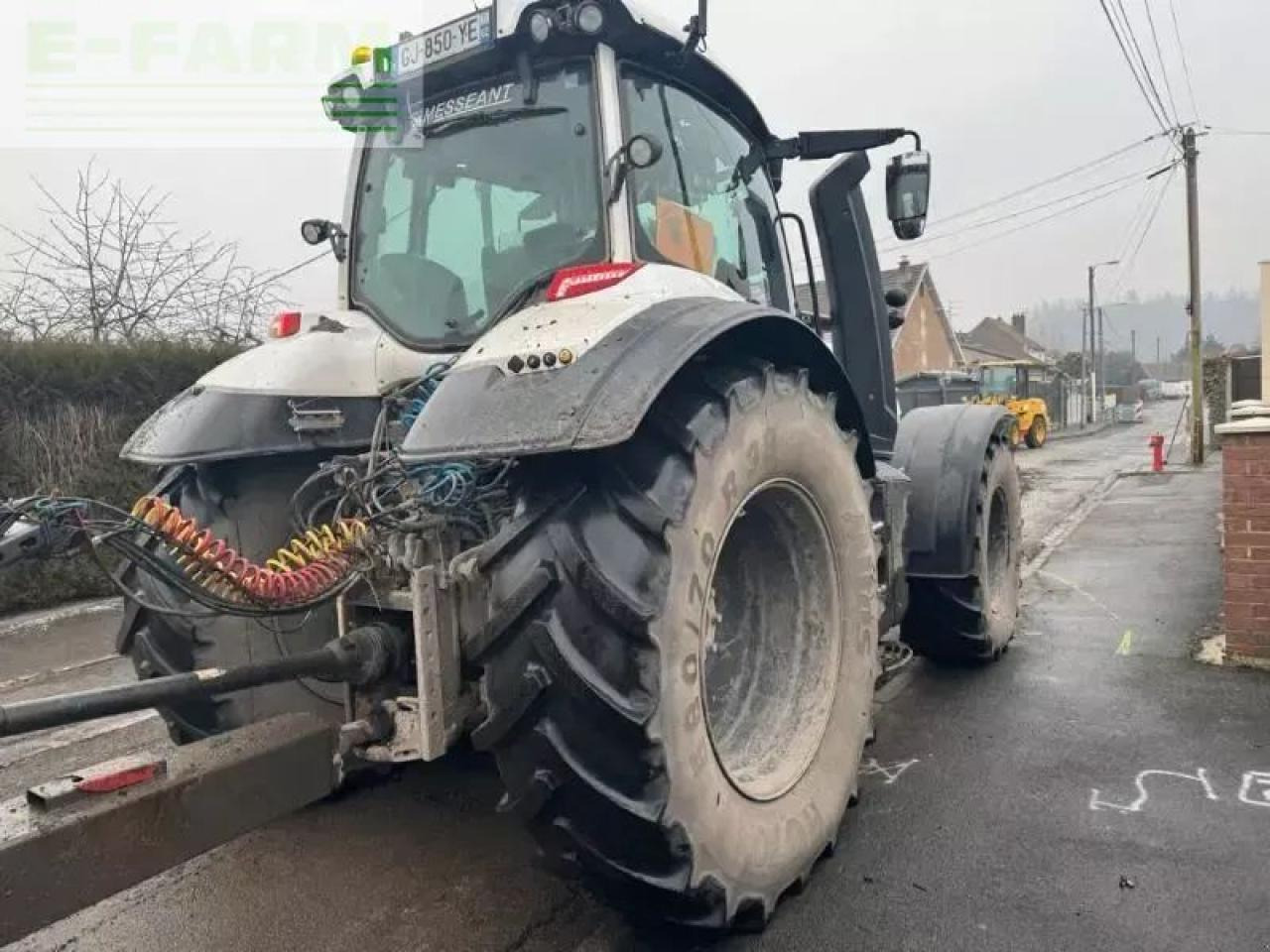 Valtra t175 ea - Traktor: slika Valtra t175 ea - Traktor Valtra t175 ea - Traktor: slika Valtra t175 ea - Traktor