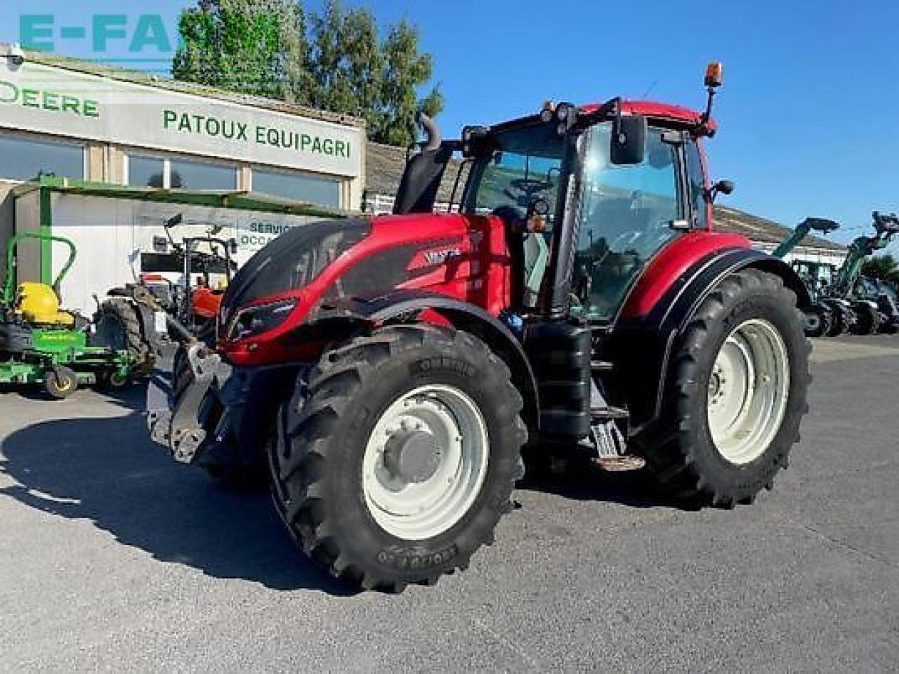 Valtra t194 versu Versu - Traktor: slika Valtra t194 versu Versu - Traktor Valtra t194 versu Versu - Traktor: slika Valtra t194 versu Versu - Traktor