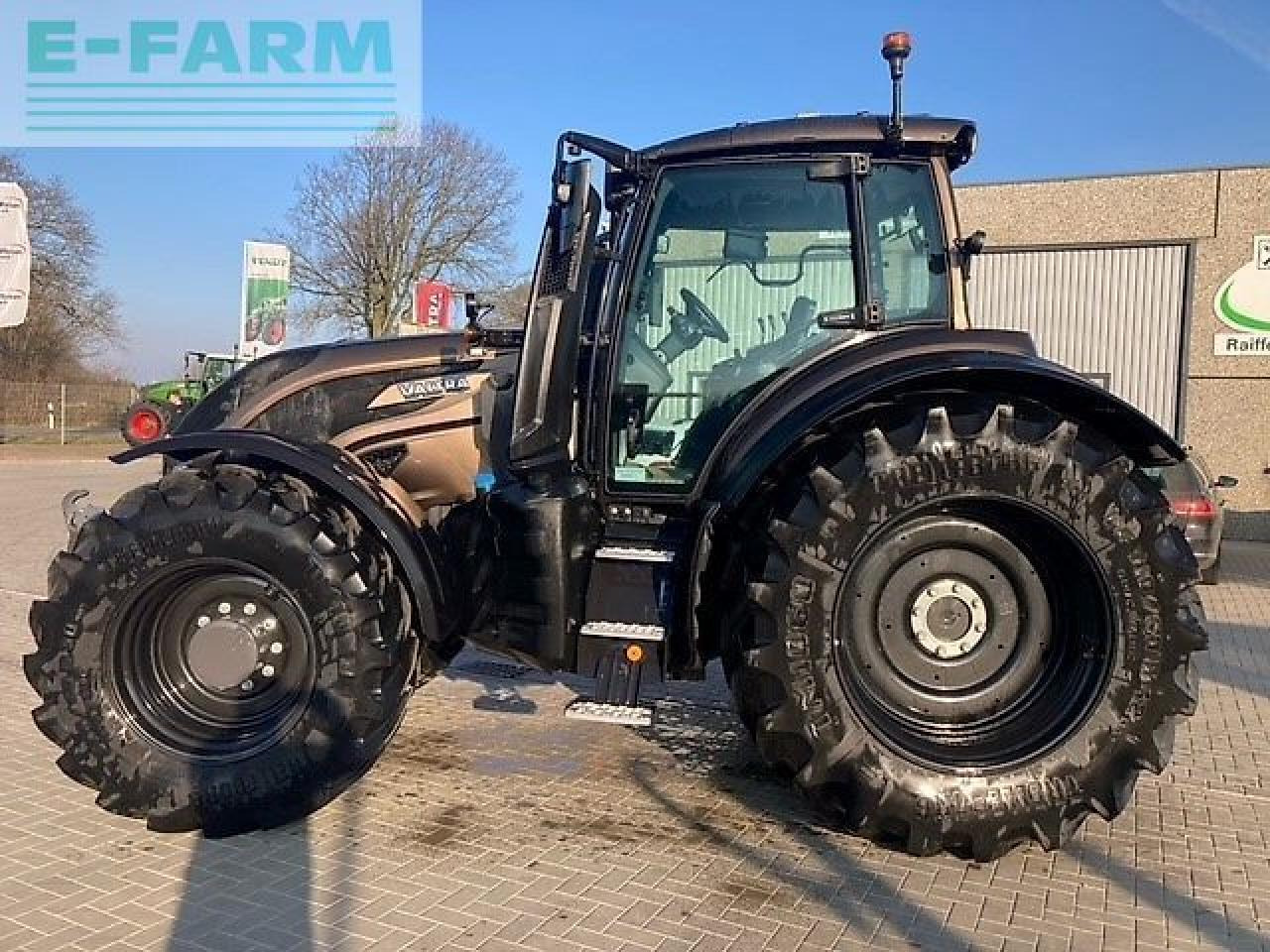 Valtra t215a - Traktor: slika Valtra t215a - Traktor Valtra t215a - Traktor: slika Valtra t215a - Traktor
