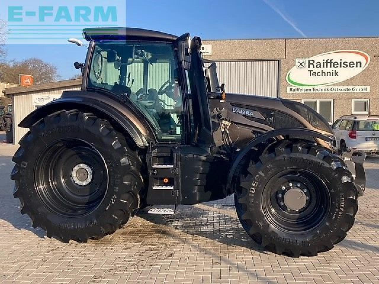 Valtra t215a - Traktor: slika Valtra t215a - Traktor Valtra t215a - Traktor: slika Valtra t215a - Traktor