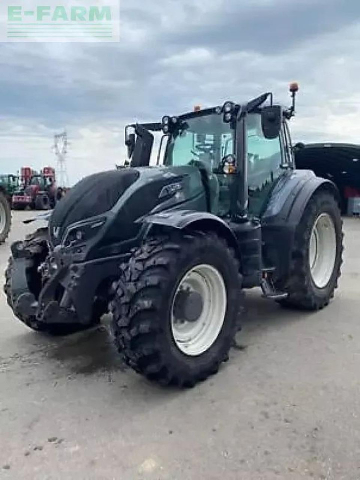 Valtra t234 versu Versu - Traktor: slika Valtra t234 versu Versu - Traktor Valtra t234 versu Versu - Traktor: slika Valtra t234 versu Versu - Traktor