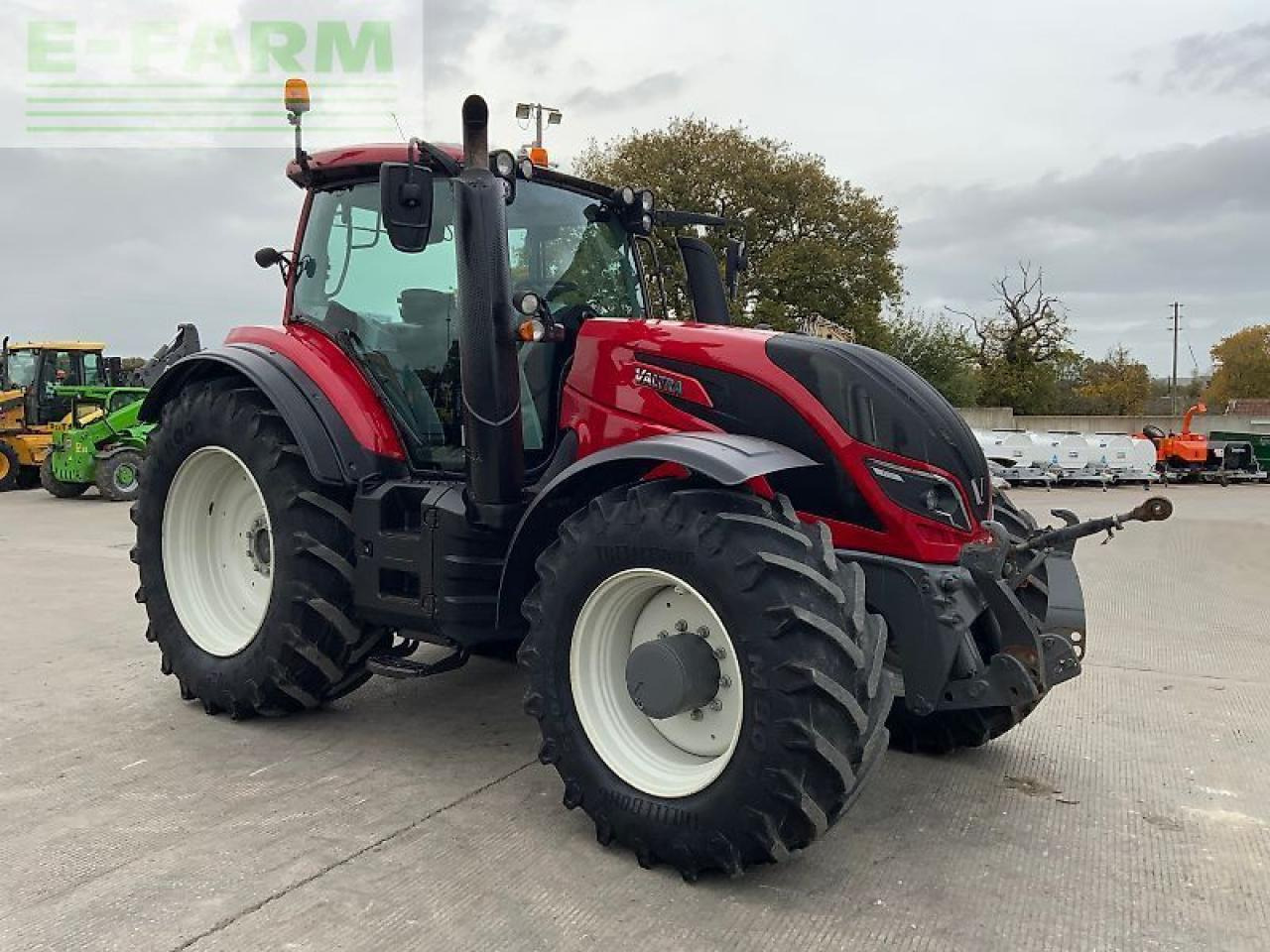 Valtra t254 versu tractor (st24771) Versu - Traktor: slika Valtra t254 versu tractor (st24771) Versu - Traktor Valtra t254 versu tractor (st24771) Versu - Traktor: slika Valtra t254 versu tractor (st24771) Versu - Traktor