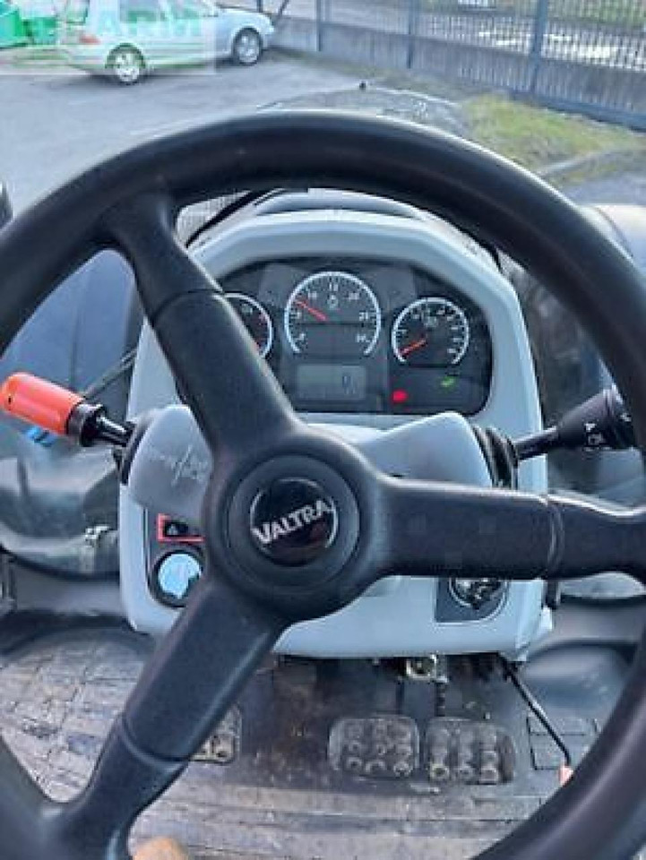Traktor Valtra t254v: slika Traktor Valtra t254v