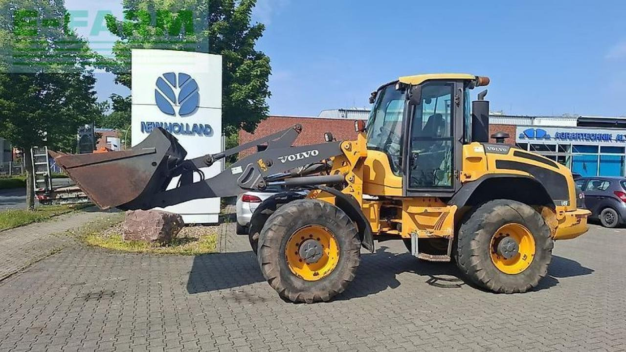 Volvo l45h-tp - Mini bager: slika Volvo l45h-tp - Mini bager Volvo l45h-tp - Mini bager: slika Volvo l45h-tp - Mini bager