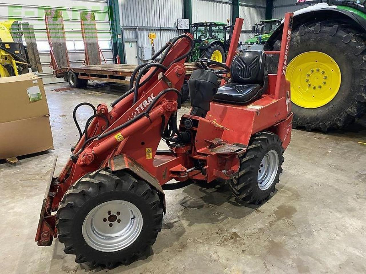 Weidemann 1230 *neuer motor - 0 std.* - Mini bager: slika Weidemann 1230 *neuer motor - 0 std.* - Mini bager Weidemann 1230 *neuer motor - 0 std.* - Mini bager: slika Weidemann 1230 *neuer motor - 0 std.* - Mini bager