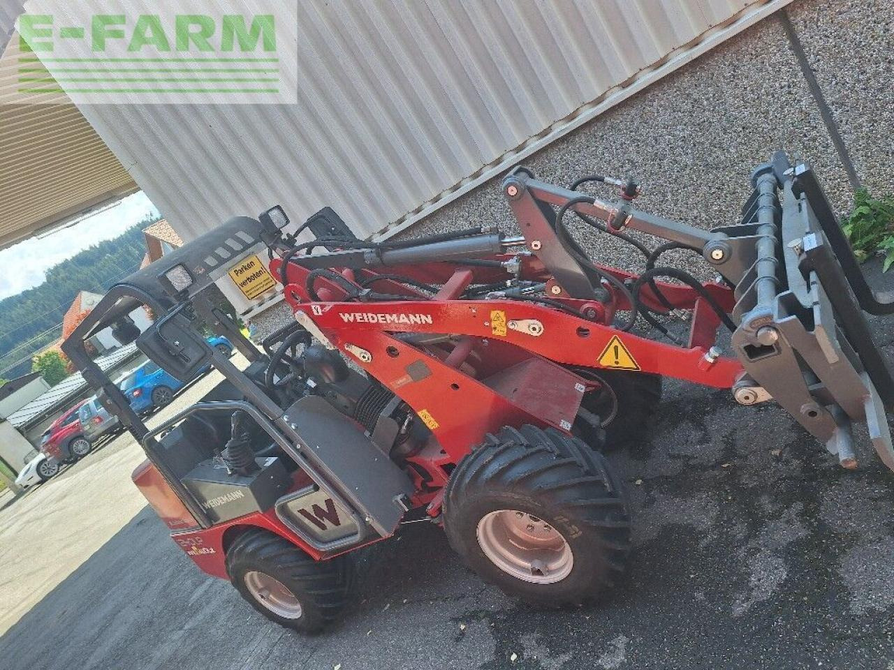 Weidemann 1240 lp - Mini bager: slika Weidemann 1240 lp - Mini bager Weidemann 1240 lp - Mini bager: slika Weidemann 1240 lp - Mini bager