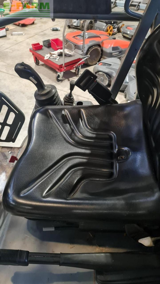 Weidemann 1280 - Mini bager: slika Weidemann 1280 - Mini bager Weidemann 1280 - Mini bager: slika Weidemann 1280 - Mini bager