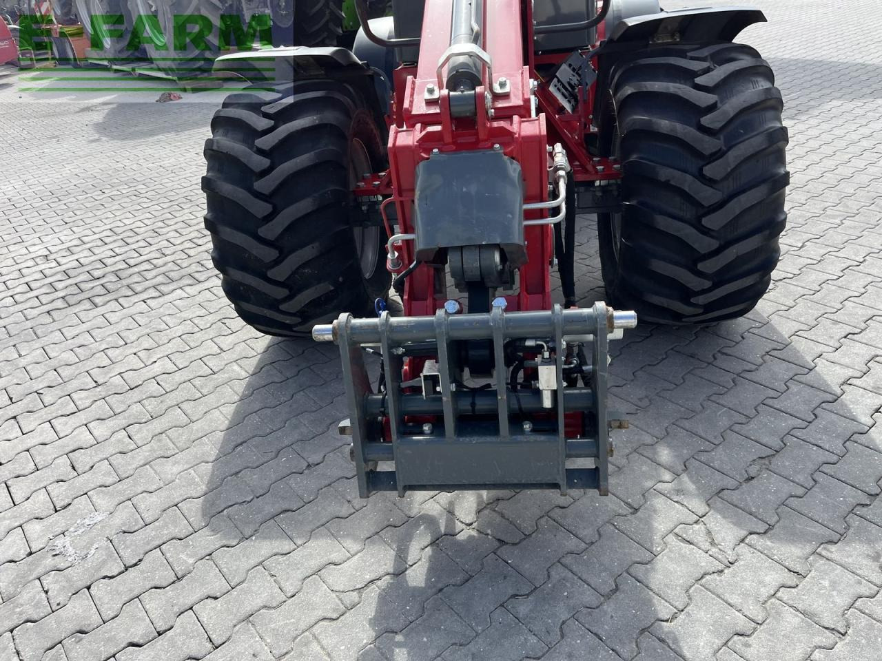 Mini bager Weidemann 4080lp tele 30km/h: slika Mini bager Weidemann 4080lp tele 30km/h Mini bager Weidemann 4080lp tele 30km/h: slika Mini bager Weidemann 4080lp tele 30km/h
