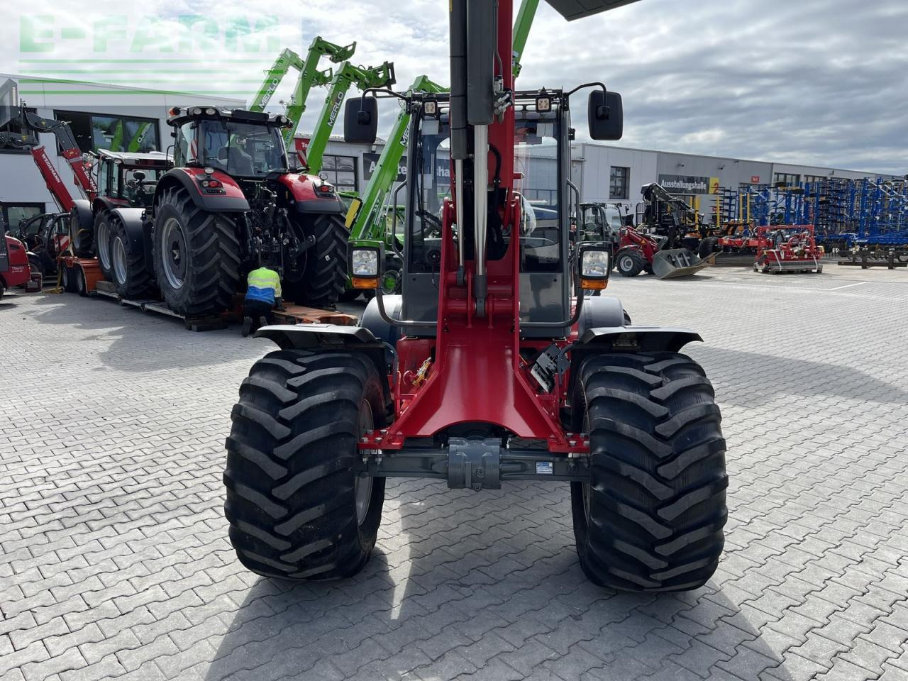 Mini bager Weidemann 4080lp tele 30km/h: slika Mini bager Weidemann 4080lp tele 30km/h Mini bager Weidemann 4080lp tele 30km/h: slika Mini bager Weidemann 4080lp tele 30km/h
