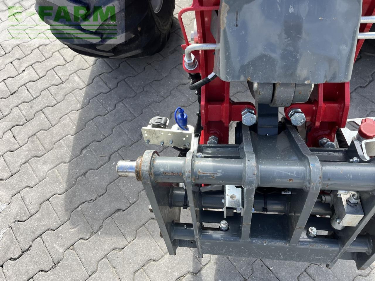 Mini bager Weidemann 4080lp tele 30km/h: slika Mini bager Weidemann 4080lp tele 30km/h Mini bager Weidemann 4080lp tele 30km/h: slika Mini bager Weidemann 4080lp tele 30km/h