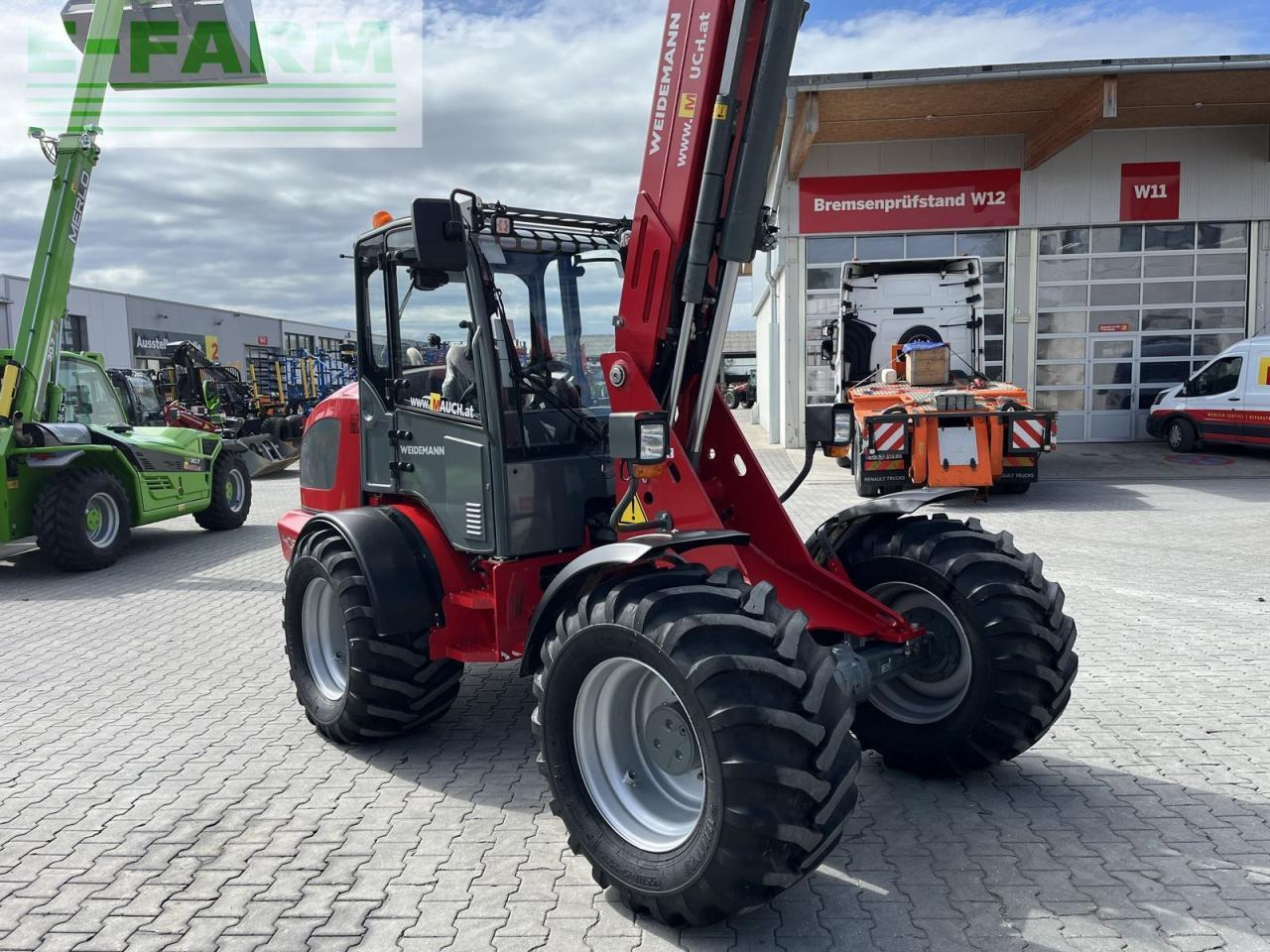 Mini bager Weidemann 4080lp tele 30km/h: slika Mini bager Weidemann 4080lp tele 30km/h Mini bager Weidemann 4080lp tele 30km/h: slika Mini bager Weidemann 4080lp tele 30km/h