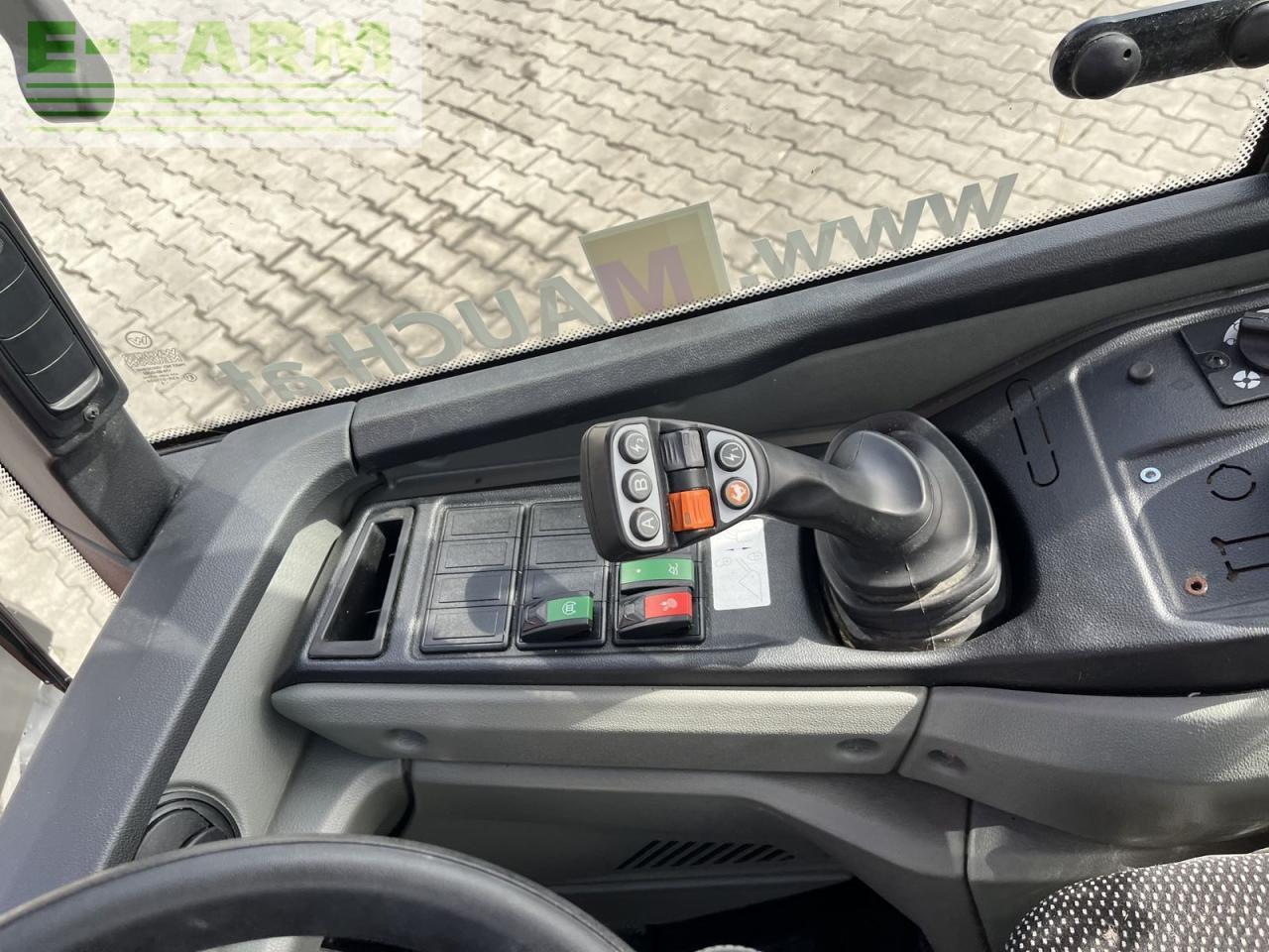 Mini bager Weidemann 4080lp tele 30km/h: slika Mini bager Weidemann 4080lp tele 30km/h Mini bager Weidemann 4080lp tele 30km/h: slika Mini bager Weidemann 4080lp tele 30km/h