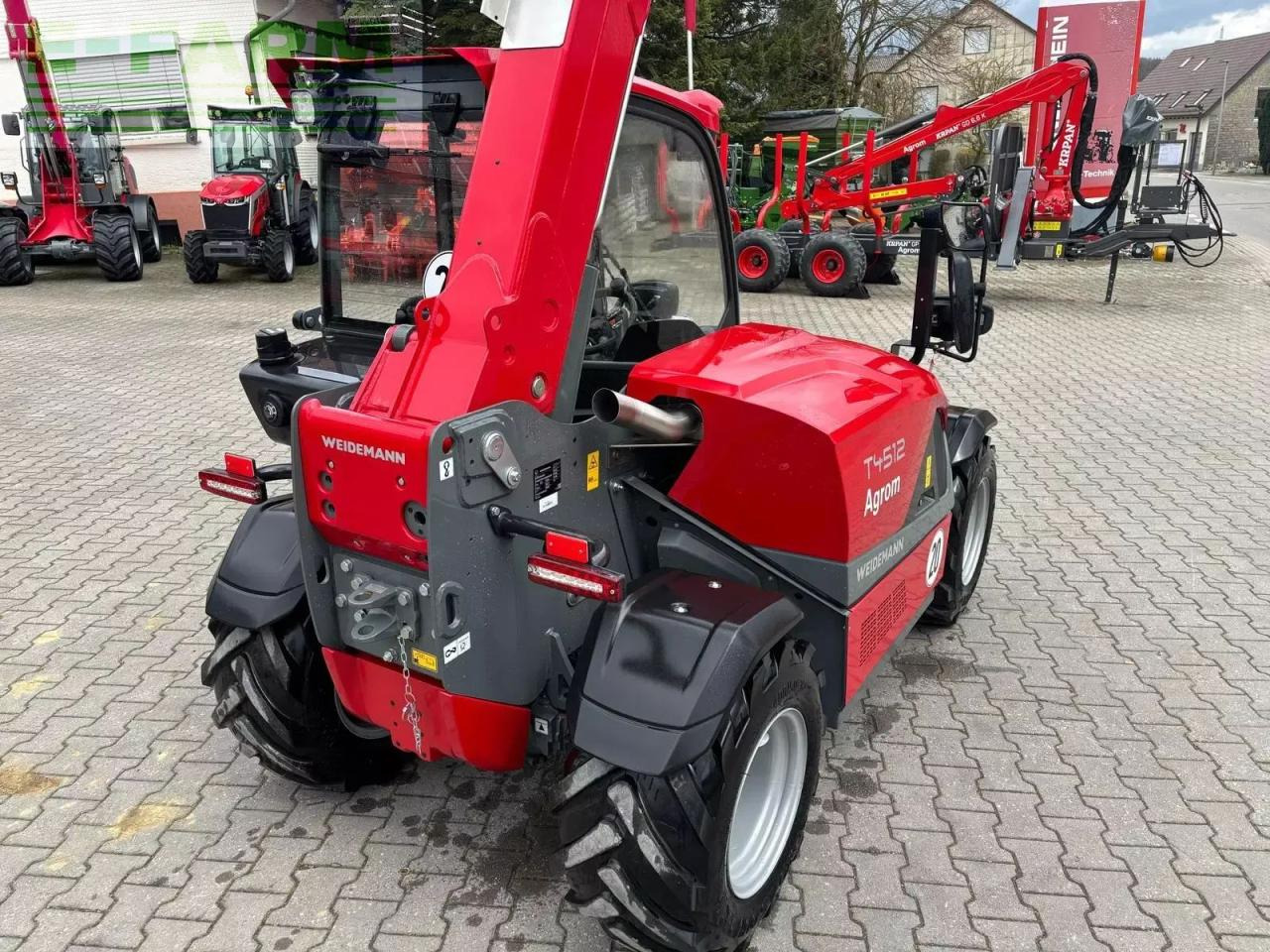 Weidemann t 4512 - Teleskopski rukovatelj: slika Weidemann t 4512 - Teleskopski rukovatelj Weidemann t 4512 - Teleskopski rukovatelj: slika Weidemann t 4512 - Teleskopski rukovatelj