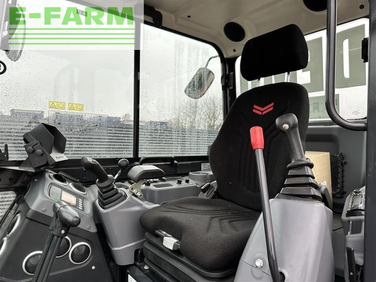 Yanmar sv60-6b med engcon ec206 - Mini bager: slika Yanmar sv60-6b med engcon ec206 - Mini bager Yanmar sv60-6b med engcon ec206 - Mini bager: slika Yanmar sv60-6b med engcon ec206 - Mini bager