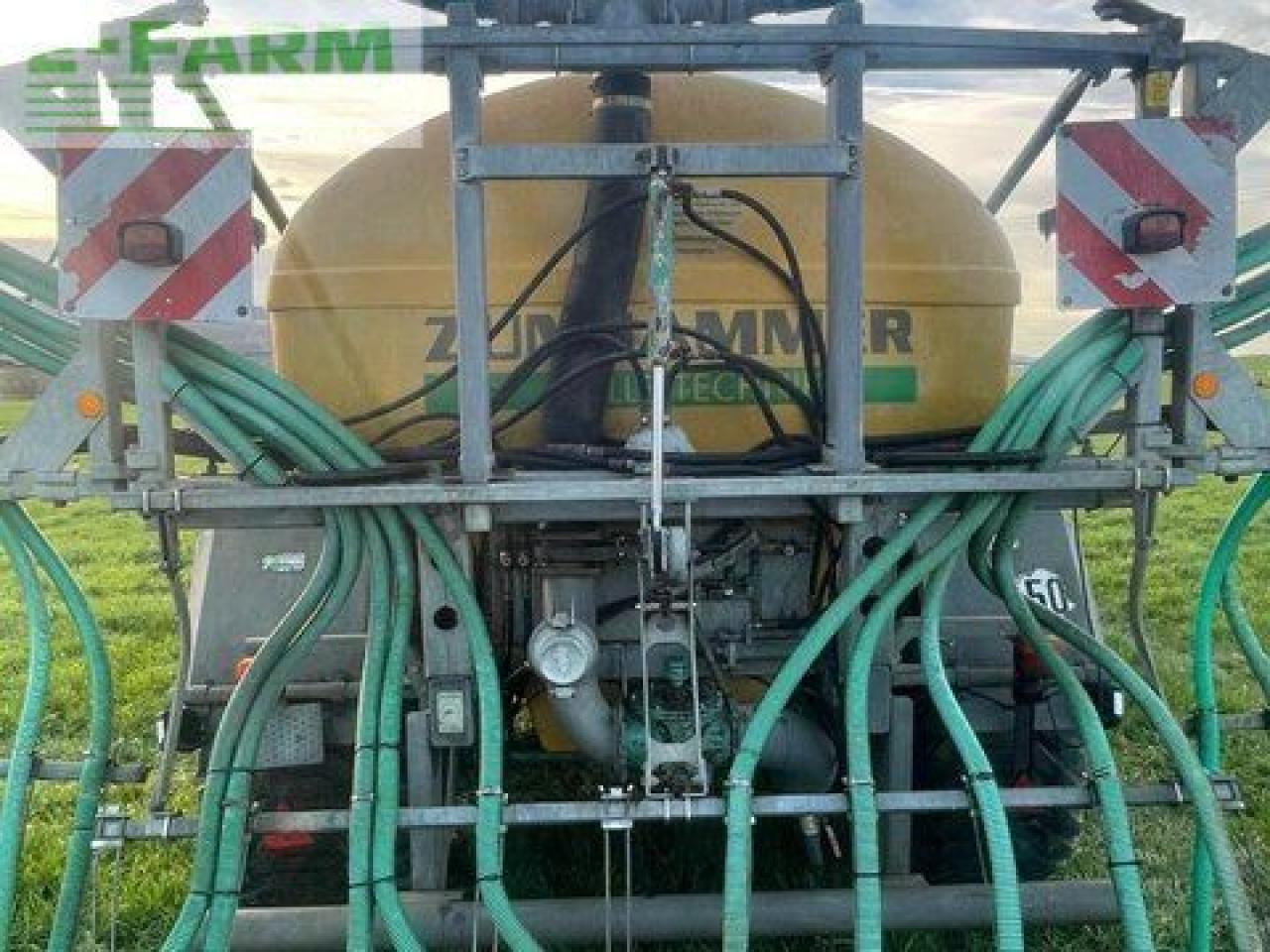 Zunhammer 12500 - Cisterna za gnojnicu: slika Zunhammer 12500 - Cisterna za gnojnicu Zunhammer 12500 - Cisterna za gnojnicu: slika Zunhammer 12500 - Cisterna za gnojnicu