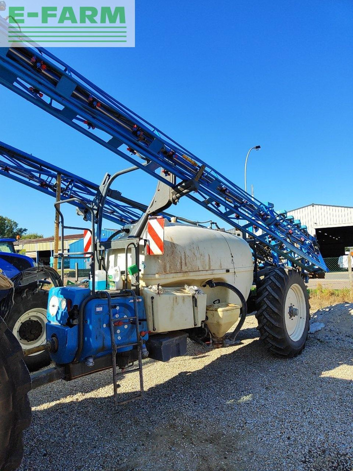 Meteor 3400 - Vučena prskalica: slika meteor 3400 - Vučena prskalica Meteor 3400 - Vučena prskalica: slika meteor 3400 - Vučena prskalica