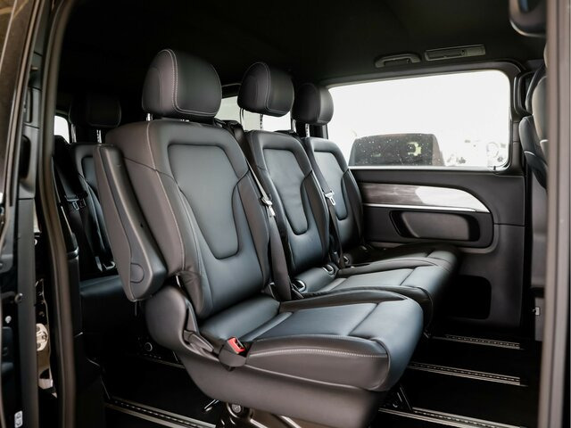 MERCEDES-BENZ EQV 300 Extralang,Avantgarde,8Sitze,2xelektr.Tür - Putnički kombi, Električno dostavno vozilo: slika MERCEDES-BENZ EQV 300 Extralang,Avantgarde,8Sitze,2xelektr.Tür - Putnički kombi, Električno dostavno vozilo MERCEDES-BENZ EQV 300 Extralang,Avantgarde,8Sitze,2xelektr.Tür - Putnički kombi, Električno dostavno vozilo: slika MERCEDES-BENZ EQV 300 Extralang,Avantgarde,8Sitze,2xelektr.Tür - Putnički kombi, Električno dostavno vozilo