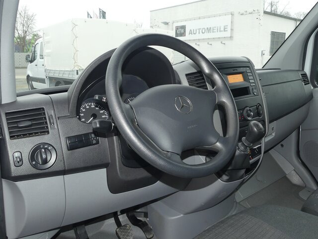 MERCEDES-BENZ Sprinter 311 CDI DOKA Pritsche,AHK,Standheizung - Dostavno vozilo s ravnom platformom, Dostavno vozilo s dvostrukom kabinom: slika MERCEDES-BENZ Sprinter 311 CDI DOKA Pritsche,AHK,Standheizung - Dostavno vozilo s ravnom platformom, Dostavno vozilo s dvostrukom kabinom MERCEDES-BENZ Sprinter 311 CDI DOKA Pritsche,AHK,Standheizung - Dostavno vozilo s ravnom platformom, Dostavno vozilo s dvostrukom kabinom: slika MERCEDES-BENZ Sprinter 311 CDI DOKA Pritsche,AHK,Standheizung - Dostavno vozilo s ravnom platformom, Dostavno vozilo s dvostrukom kabinom