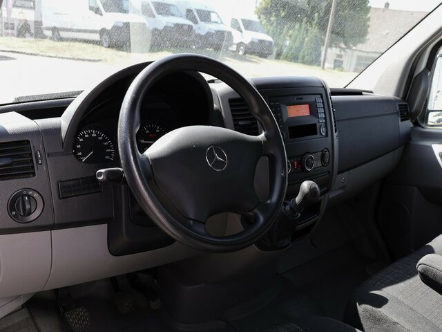MERCEDES-BENZ Sprinter 316CDI Pritsche,Allrad,Klima - Dostavno vozilo s ceradom: slika MERCEDES-BENZ Sprinter 316CDI Pritsche,Allrad,Klima - Dostavno vozilo s ceradom MERCEDES-BENZ Sprinter 316CDI Pritsche,Allrad,Klima - Dostavno vozilo s ceradom: slika MERCEDES-BENZ Sprinter 316CDI Pritsche,Allrad,Klima - Dostavno vozilo s ceradom