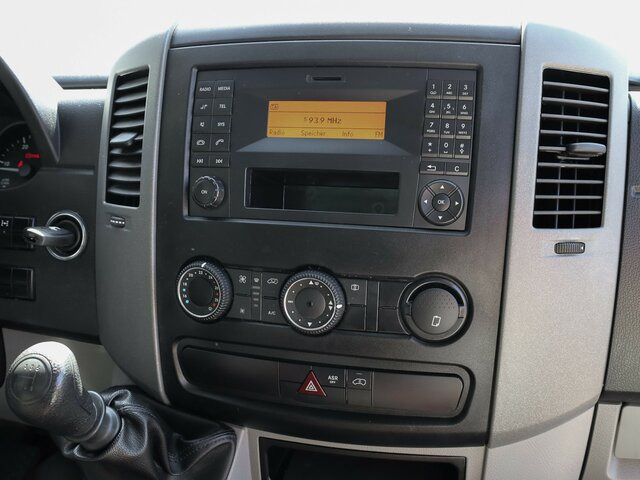 MERCEDES-BENZ Sprinter 316CDI Pritsche,Allrad,Klima... - Dostavno vozilo s ravnom platformom: slika MERCEDES-BENZ Sprinter 316CDI Pritsche,Allrad,Klima... - Dostavno vozilo s ravnom platformom MERCEDES-BENZ Sprinter 316CDI Pritsche,Allrad,Klima... - Dostavno vozilo s ravnom platformom: slika MERCEDES-BENZ Sprinter 316CDI Pritsche,Allrad,Klima... - Dostavno vozilo s ravnom platformom