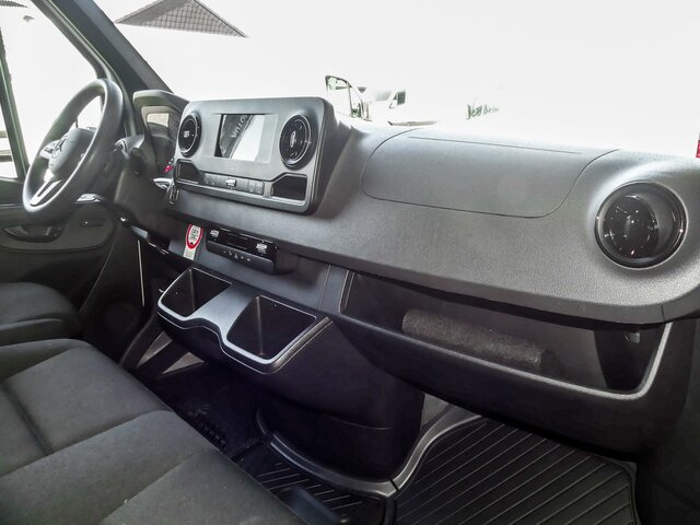 MERCEDES-BENZ Sprinter 317 CDI,3665mm,Automatik,Kamera... - Furgon: slika MERCEDES-BENZ Sprinter 317 CDI,3665mm,Automatik,Kamera... - Furgon MERCEDES-BENZ Sprinter 317 CDI,3665mm,Automatik,Kamera... - Furgon: slika MERCEDES-BENZ Sprinter 317 CDI,3665mm,Automatik,Kamera... - Furgon