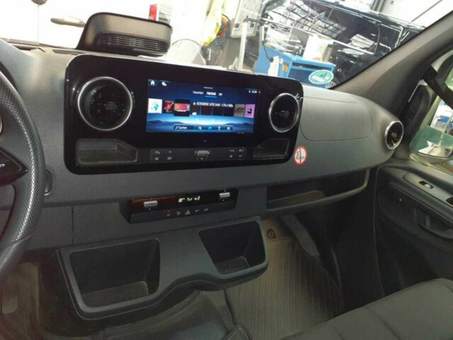 MERCEDES-BENZ Sprinter 317 CDI,3665mm,Automatik,Kamera... - Furgon: slika MERCEDES-BENZ Sprinter 317 CDI,3665mm,Automatik,Kamera... - Furgon MERCEDES-BENZ Sprinter 317 CDI,3665mm,Automatik,Kamera... - Furgon: slika MERCEDES-BENZ Sprinter 317 CDI,3665mm,Automatik,Kamera... - Furgon