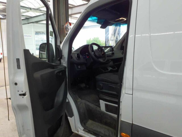 Furgon MERCEDES-BENZ Sprinter 317 CDI,3665mm,Automatik,Kamera: slika Furgon MERCEDES-BENZ Sprinter 317 CDI,3665mm,Automatik,Kamera