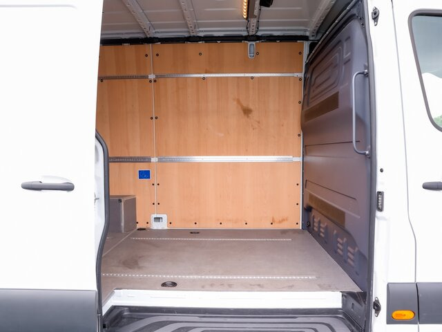 MERCEDES-BENZ Sprinter 317 CDI Kasten,L2H2,MBUX,Kamera - Furgon: slika MERCEDES-BENZ Sprinter 317 CDI Kasten,L2H2,MBUX,Kamera - Furgon MERCEDES-BENZ Sprinter 317 CDI Kasten,L2H2,MBUX,Kamera - Furgon: slika MERCEDES-BENZ Sprinter 317 CDI Kasten,L2H2,MBUX,Kamera - Furgon