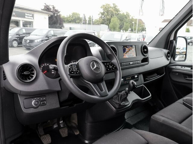 MERCEDES-BENZ Sprinter 317 CDI Kasten,L2H2,MBUX,Kamera - Furgon: slika MERCEDES-BENZ Sprinter 317 CDI Kasten,L2H2,MBUX,Kamera - Furgon MERCEDES-BENZ Sprinter 317 CDI Kasten,L2H2,MBUX,Kamera - Furgon: slika MERCEDES-BENZ Sprinter 317 CDI Kasten,L2H2,MBUX,Kamera - Furgon