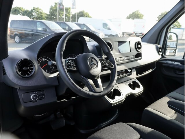 MERCEDES-BENZ Sprinter 317 Maxi,9GTronic,MBUX,Kamera,Navi... - Furgon: slika MERCEDES-BENZ Sprinter 317 Maxi,9GTronic,MBUX,Kamera,Navi... - Furgon MERCEDES-BENZ Sprinter 317 Maxi,9GTronic,MBUX,Kamera,Navi... - Furgon: slika MERCEDES-BENZ Sprinter 317 Maxi,9GTronic,MBUX,Kamera,Navi... - Furgon