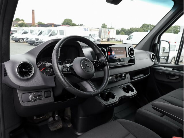 MERCEDES-BENZ Sprinter 317 Maxi,9GTronic,MBUX,Kamera - Furgon: slika MERCEDES-BENZ Sprinter 317 Maxi,9GTronic,MBUX,Kamera - Furgon MERCEDES-BENZ Sprinter 317 Maxi,9GTronic,MBUX,Kamera - Furgon: slika MERCEDES-BENZ Sprinter 317 Maxi,9GTronic,MBUX,Kamera - Furgon