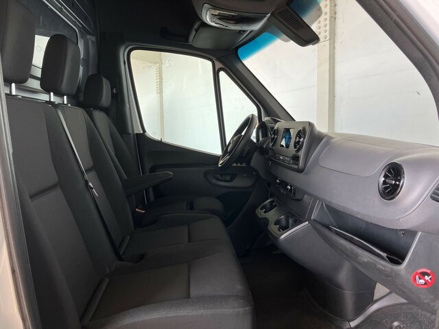 MERCEDES-BENZ Sprinter 317 Maxi,Automatik,MBUX,Kamera,Klima - Furgon: slika MERCEDES-BENZ Sprinter 317 Maxi,Automatik,MBUX,Kamera,Klima - Furgon MERCEDES-BENZ Sprinter 317 Maxi,Automatik,MBUX,Kamera,Klima - Furgon: slika MERCEDES-BENZ Sprinter 317 Maxi,Automatik,MBUX,Kamera,Klima - Furgon