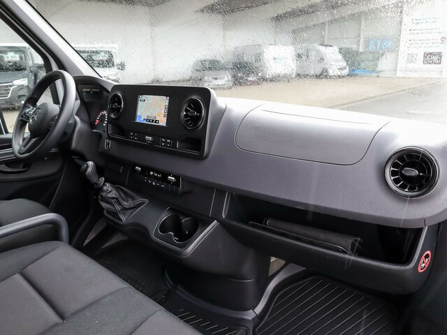 MERCEDES-BENZ Sprinter317CDI Maxi Koffer,LBW,Klima,Kamera... - Dostavno vozilo sa zatvorenim sandukom: slika MERCEDES-BENZ Sprinter317CDI Maxi Koffer,LBW,Klima,Kamera... - Dostavno vozilo sa zatvorenim sandukom MERCEDES-BENZ Sprinter317CDI Maxi Koffer,LBW,Klima,Kamera... - Dostavno vozilo sa zatvorenim sandukom: slika MERCEDES-BENZ Sprinter317CDI Maxi Koffer,LBW,Klima,Kamera... - Dostavno vozilo sa zatvorenim sandukom