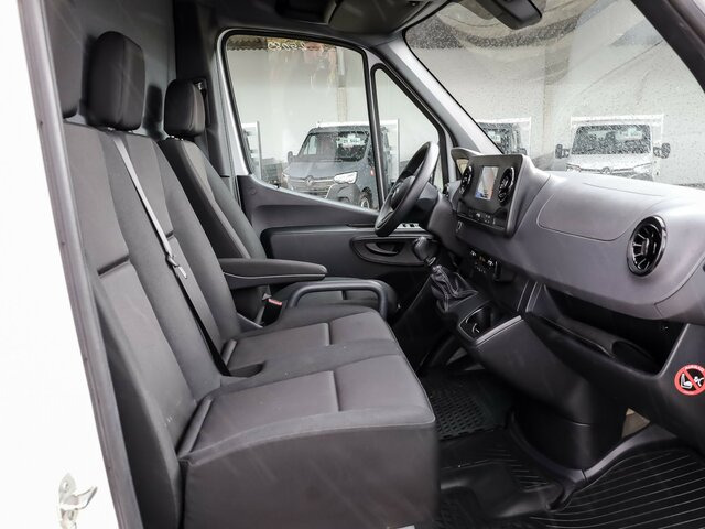 MERCEDES-BENZ Sprinter317CDI Maxi Koffer,LBW,Klima,Kamera... - Dostavno vozilo sa zatvorenim sandukom: slika MERCEDES-BENZ Sprinter317CDI Maxi Koffer,LBW,Klima,Kamera... - Dostavno vozilo sa zatvorenim sandukom MERCEDES-BENZ Sprinter317CDI Maxi Koffer,LBW,Klima,Kamera... - Dostavno vozilo sa zatvorenim sandukom: slika MERCEDES-BENZ Sprinter317CDI Maxi Koffer,LBW,Klima,Kamera... - Dostavno vozilo sa zatvorenim sandukom