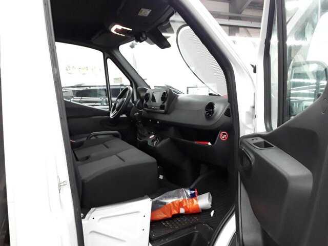 Dostavno vozilo sa zatvorenim sandukom MERCEDES-BENZ Sprinter317CDI Maxi Koffer,LBW,Klima,MBUX: slika Dostavno vozilo sa zatvorenim sandukom MERCEDES-BENZ Sprinter317CDI Maxi Koffer,LBW,Klima,MBUX