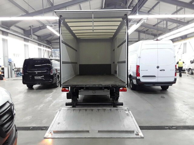 Dostavno vozilo sa zatvorenim sandukom MERCEDES-BENZ Sprinter317CDI Maxi Koffer,LBW,Klima,MBUX: slika Dostavno vozilo sa zatvorenim sandukom MERCEDES-BENZ Sprinter317CDI Maxi Koffer,LBW,Klima,MBUX
