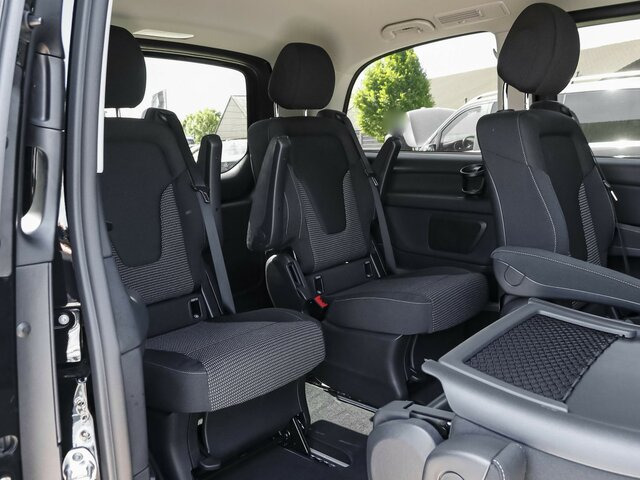 MERCEDES-BENZ V 220 d STYLE kompakt,6Sitzer,Distronic,AHK - Minibus, Putnički kombi: slika MERCEDES-BENZ V 220 d STYLE kompakt,6Sitzer,Distronic,AHK - Minibus, Putnički kombi MERCEDES-BENZ V 220 d STYLE kompakt,6Sitzer,Distronic,AHK - Minibus, Putnički kombi: slika MERCEDES-BENZ V 220 d STYLE kompakt,6Sitzer,Distronic,AHK - Minibus, Putnički kombi