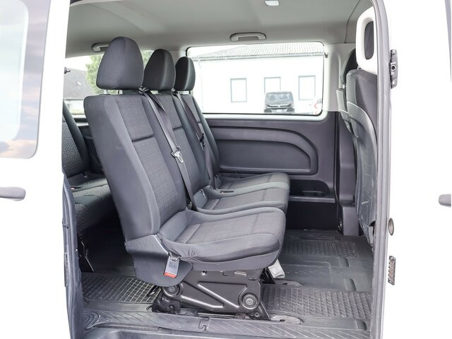 MERCEDES-BENZ Vito 111 TourerPro,lang,8Sitzer,Klima,Standhzg. - Minibus, Putnički kombi: slika MERCEDES-BENZ Vito 111 TourerPro,lang,8Sitzer,Klima,Standhzg. - Minibus, Putnički kombi MERCEDES-BENZ Vito 111 TourerPro,lang,8Sitzer,Klima,Standhzg. - Minibus, Putnički kombi: slika MERCEDES-BENZ Vito 111 TourerPro,lang,8Sitzer,Klima,Standhzg. - Minibus, Putnički kombi