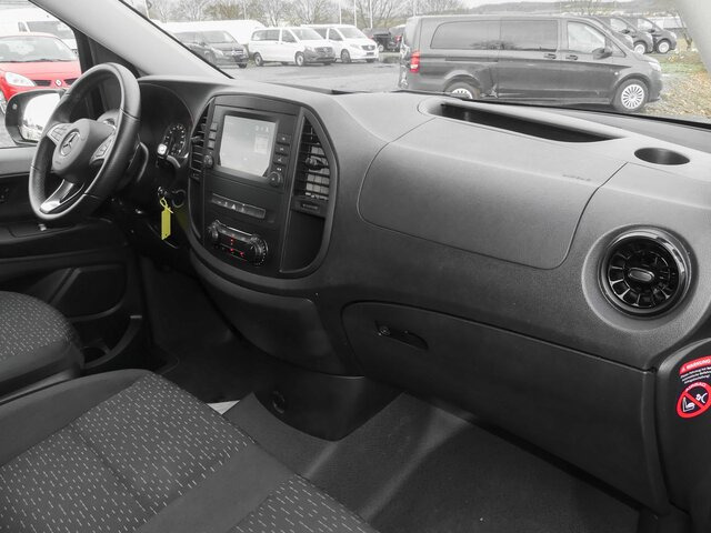 MERCEDES-BENZ Vito 116CDI lang,TourerPro,2Klima,9Sitze,Kamera - Minibus, Putnički kombi: slika MERCEDES-BENZ Vito 116CDI lang,TourerPro,2Klima,9Sitze,Kamera - Minibus, Putnički kombi MERCEDES-BENZ Vito 116CDI lang,TourerPro,2Klima,9Sitze,Kamera - Minibus, Putnički kombi: slika MERCEDES-BENZ Vito 116CDI lang,TourerPro,2Klima,9Sitze,Kamera - Minibus, Putnički kombi