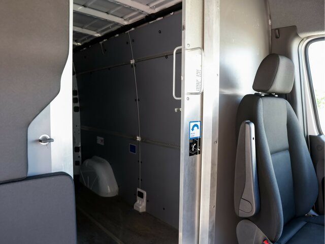 Furgon, Električno dostavno vozilo MERCEDES-BENZ eSprinter 312 Kasten FWD,3.924mm Radstand: slika Furgon, Električno dostavno vozilo MERCEDES-BENZ eSprinter 312 Kasten FWD,3.924mm Radstand