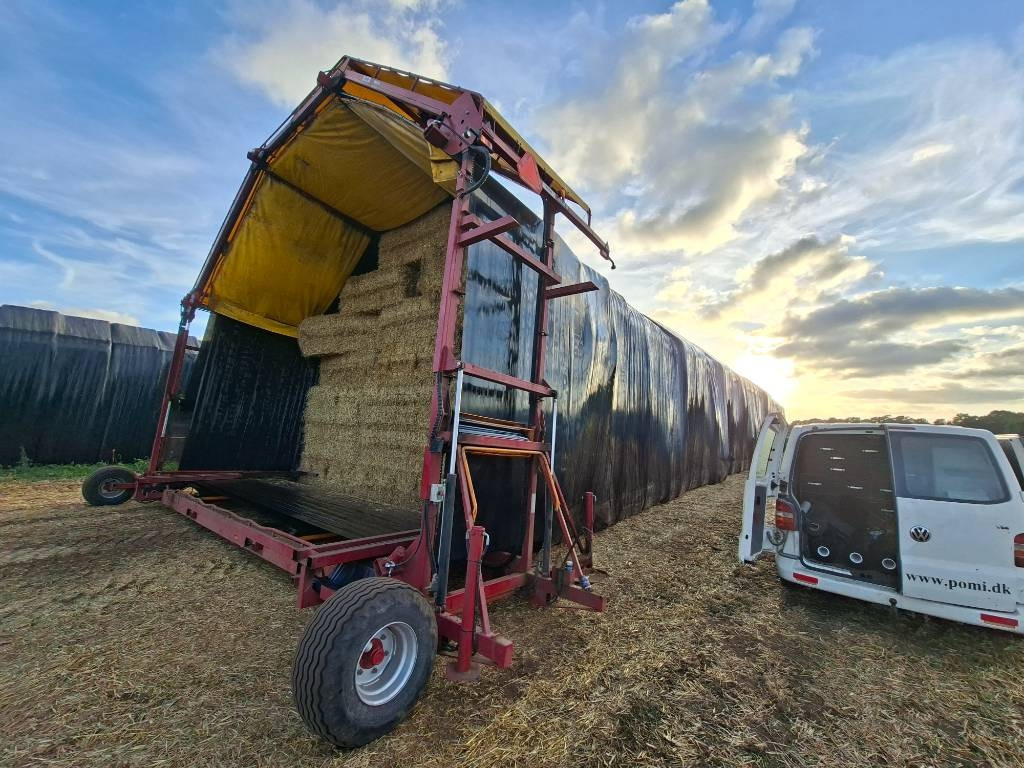 Pomi Wrap 7 - Omotač bala: slika Pomi Wrap 7 - Omotač bala Pomi Wrap 7 - Omotač bala: slika Pomi Wrap 7 - Omotač bala