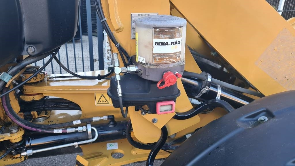 Utovarivač na kotačima CAT 908 H2 hydr. Schnellwechsler 3. Steuerkreis Allrad: slika Utovarivač na kotačima CAT 908 H2 hydr. Schnellwechsler 3. Steuerkreis Allrad