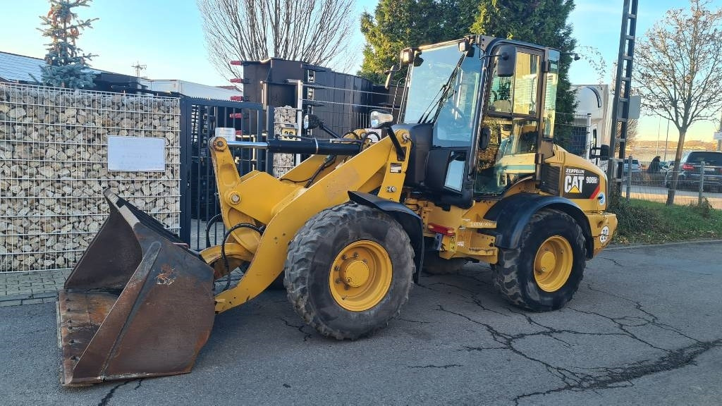 Utovarivač na kotačima CAT 908 H2 hydr. Schnellwechsler 3. Steuerkreis Allrad: slika Utovarivač na kotačima CAT 908 H2 hydr. Schnellwechsler 3. Steuerkreis Allrad