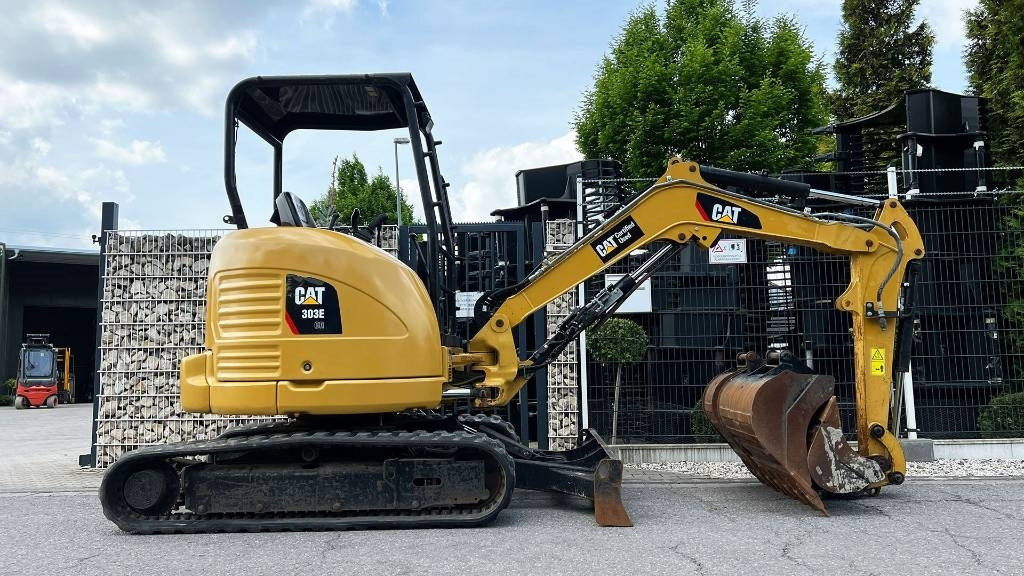 CAT Minibagger CAT 303E SW mit Löffelpaket, Knickmatik - Mini bager: slika CAT Minibagger CAT 303E SW mit Löffelpaket, Knickmatik - Mini bager CAT Minibagger CAT 303E SW mit Löffelpaket, Knickmatik - Mini bager: slika CAT Minibagger CAT 303E SW mit Löffelpaket, Knickmatik - Mini bager