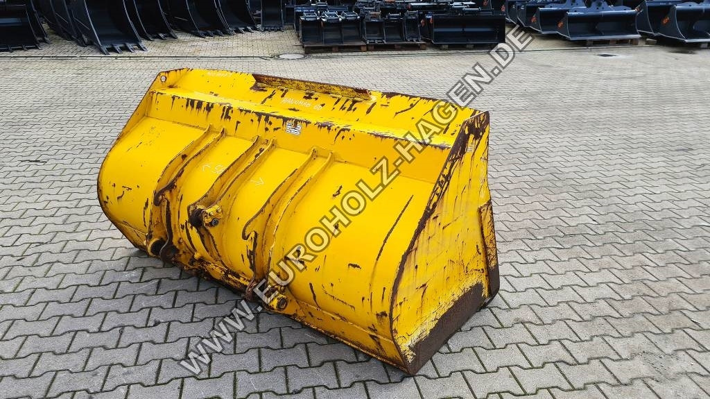 Frontschaufel Hanomag 6D 1900 mm Radladerschaufel - Korpa za Građevinski strojevi: slika Frontschaufel Hanomag 6D 1900 mm Radladerschaufel - Korpa za Građevinski strojevi Frontschaufel Hanomag 6D 1900 mm Radladerschaufel - Korpa za Građevinski strojevi: slika Frontschaufel Hanomag 6D 1900 mm Radladerschaufel - Korpa za Građevinski strojevi